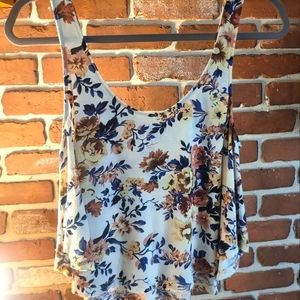 Floral flowy tank